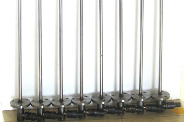 Annular bottom-blowing gun