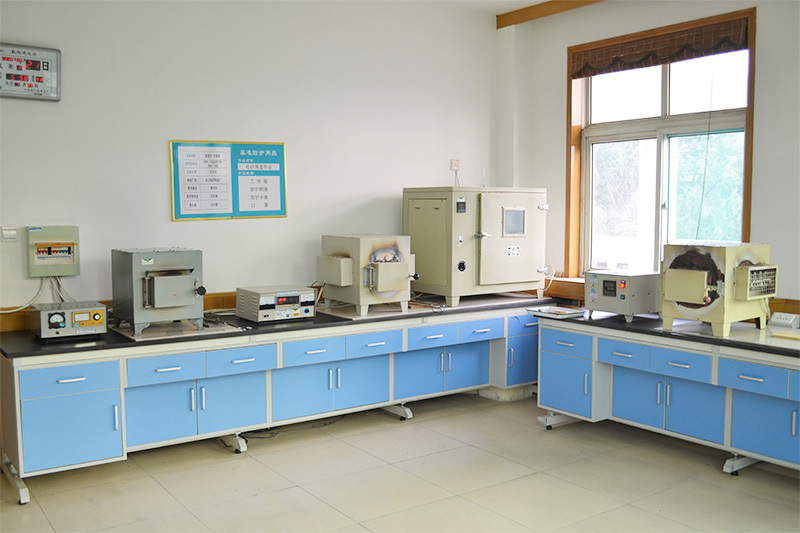High-temperature, high-pressure work area High-temperature, high-pressure work area
