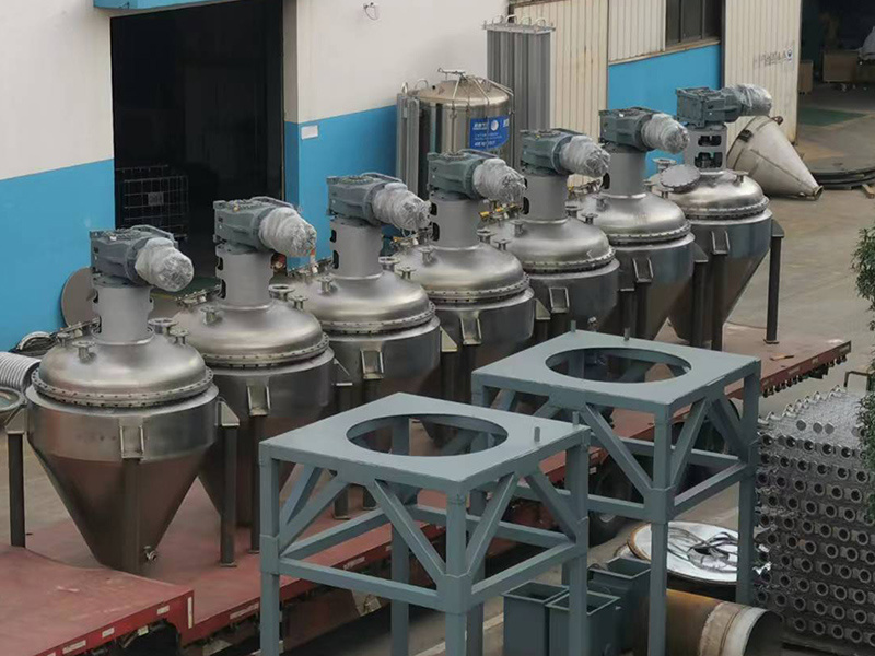 Conical Screw Vacuum Dryer