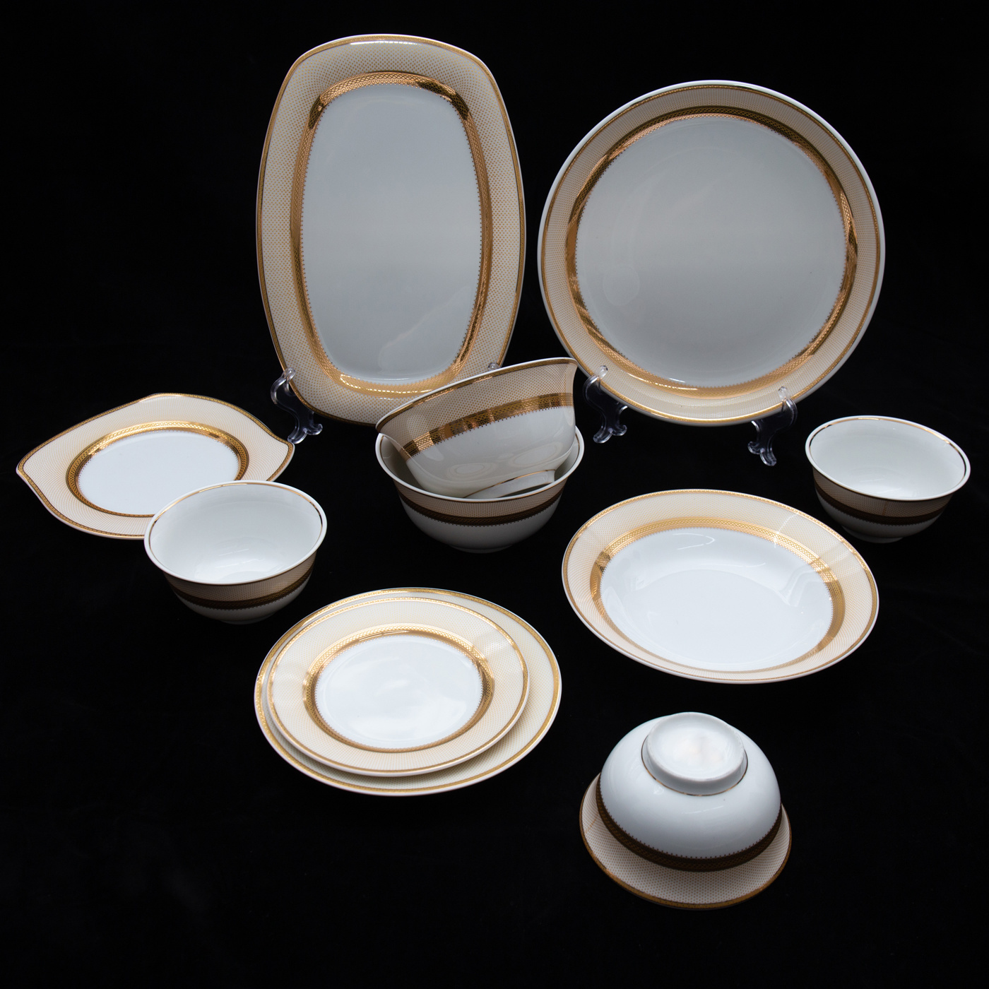 European Premium Luxury Tableware High-end Bowl and Plate Set with Gold Edge