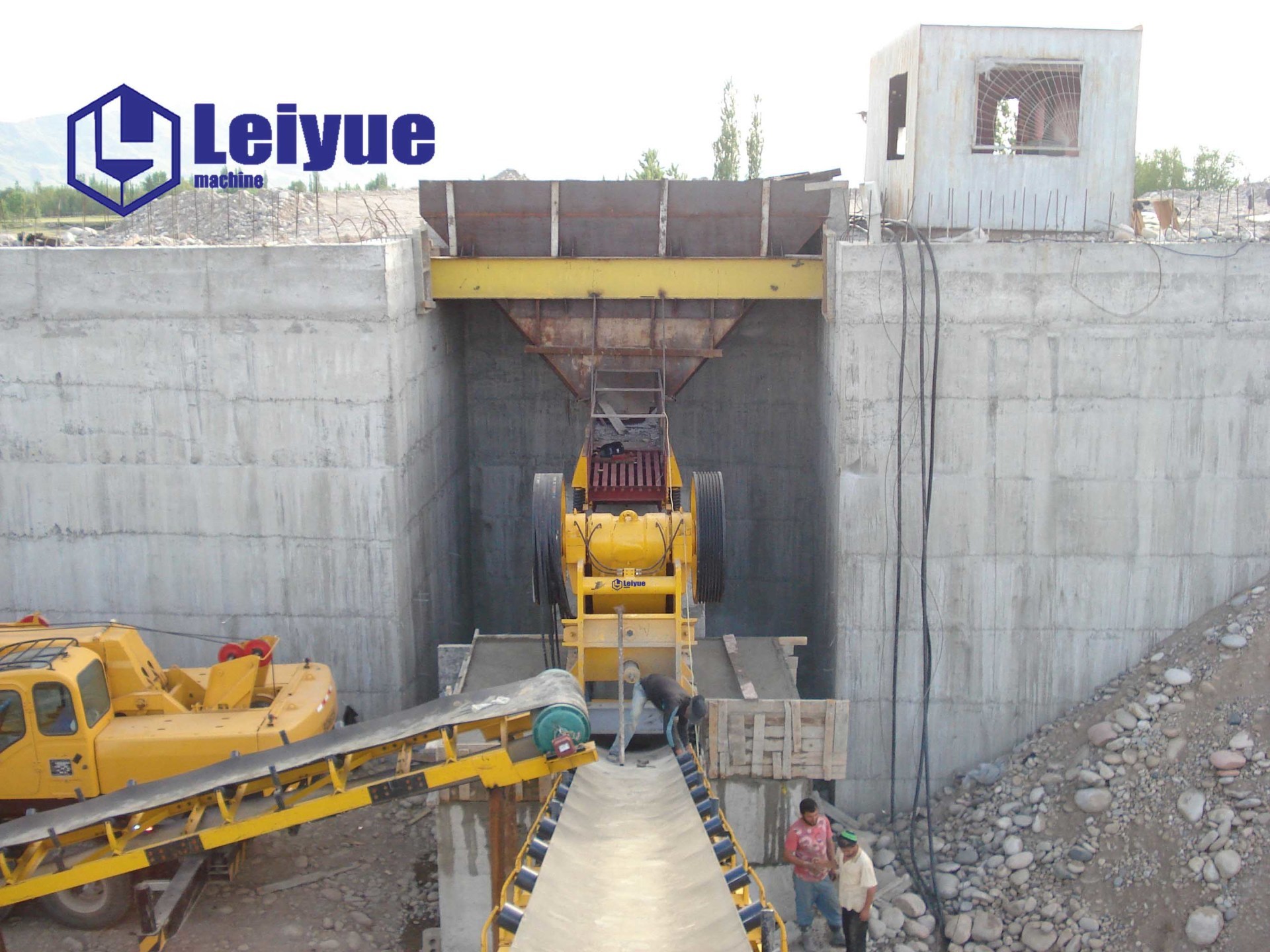 Uzbekistan 150-200 cobblestone crushing plant Uzbekistan 150-200 cobblestone crushing plant