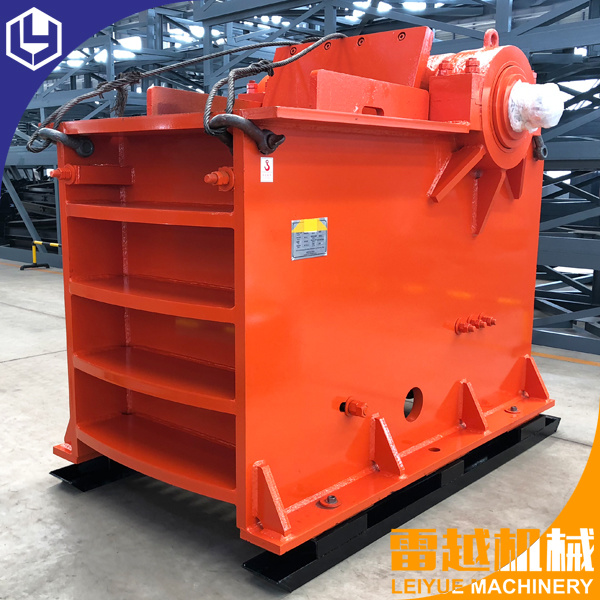 Primary jaw crusher 