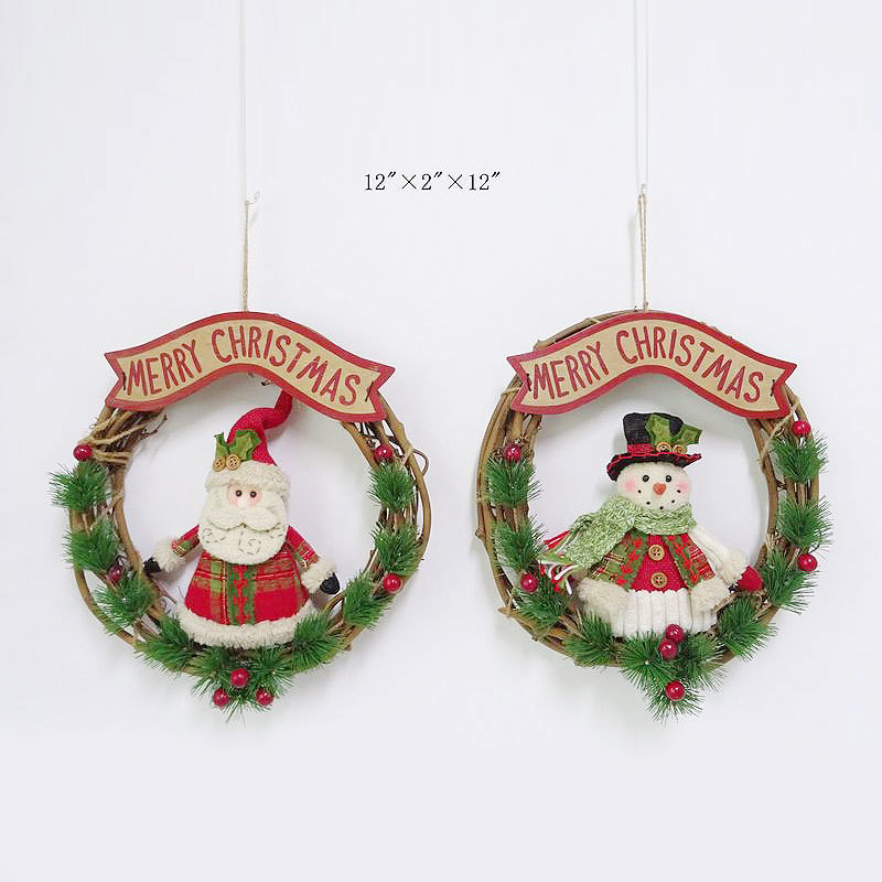 santa snwoman wreath