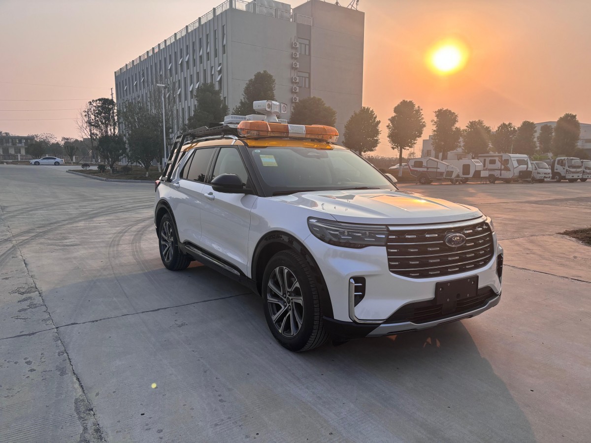 指挥救护车