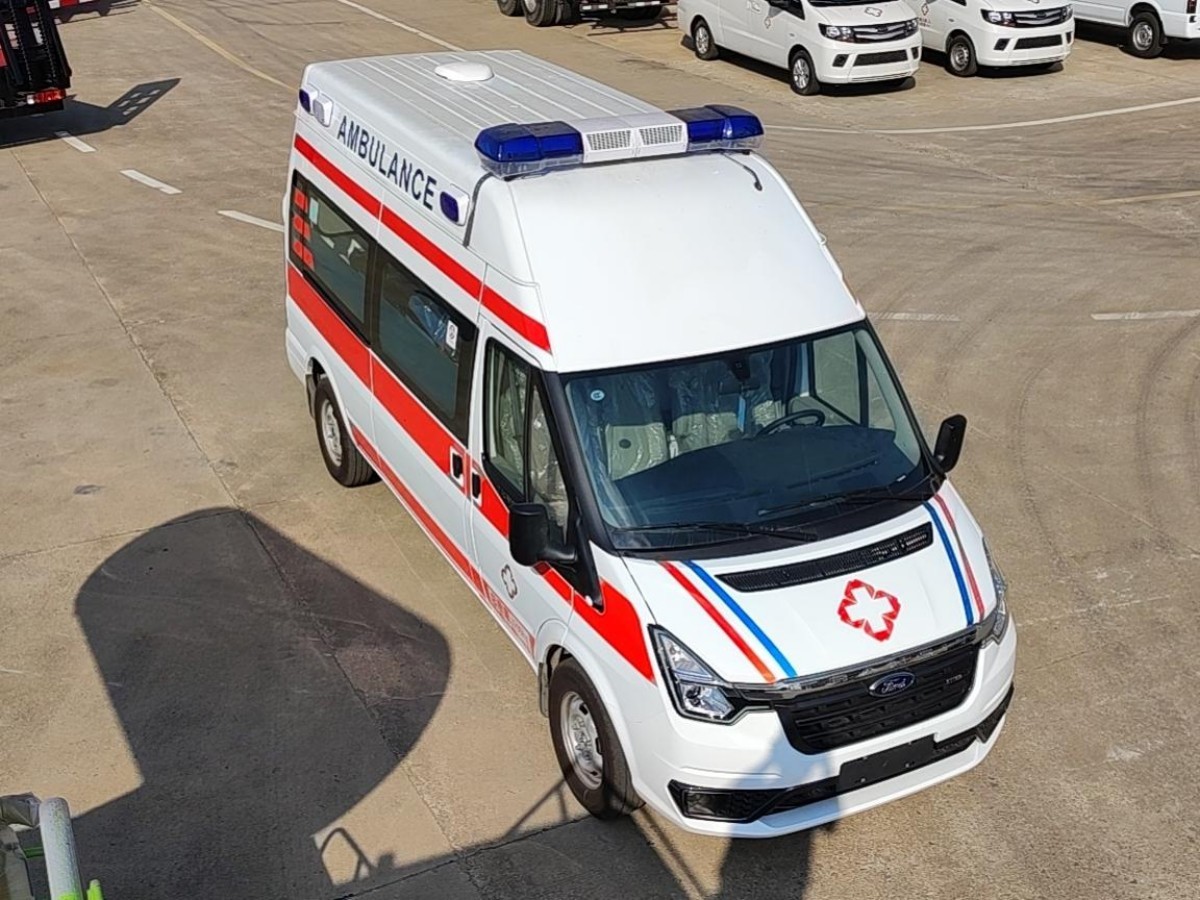 V348救护车