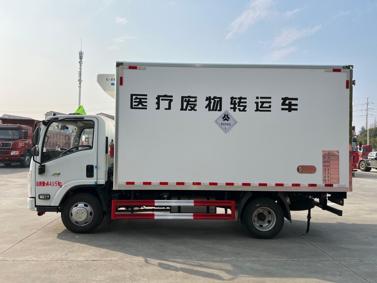 4.5吨江西五十铃医疗废物转运车