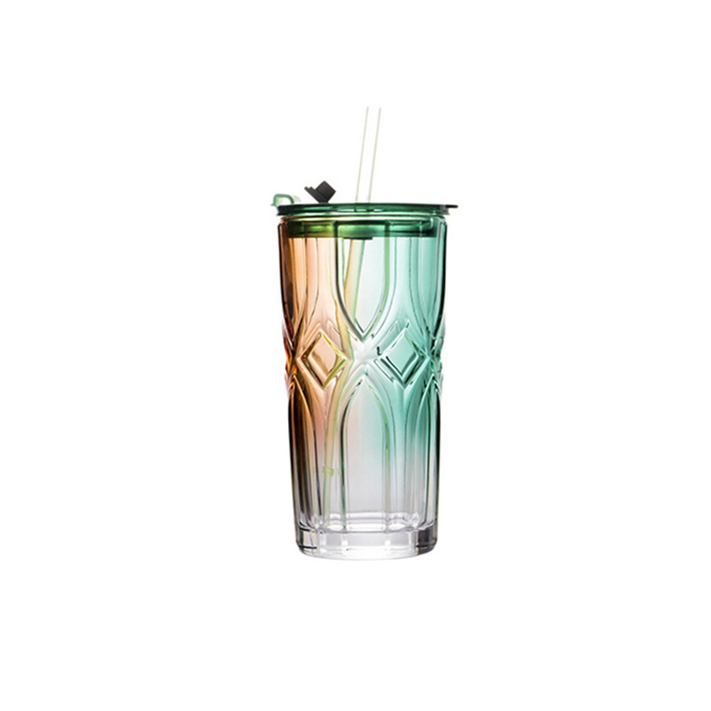 纵横交错多玻璃吸管杯