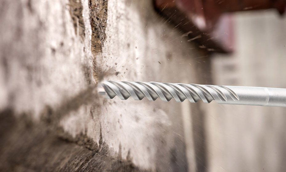 Is it better to have brushed or brushless power tools ?