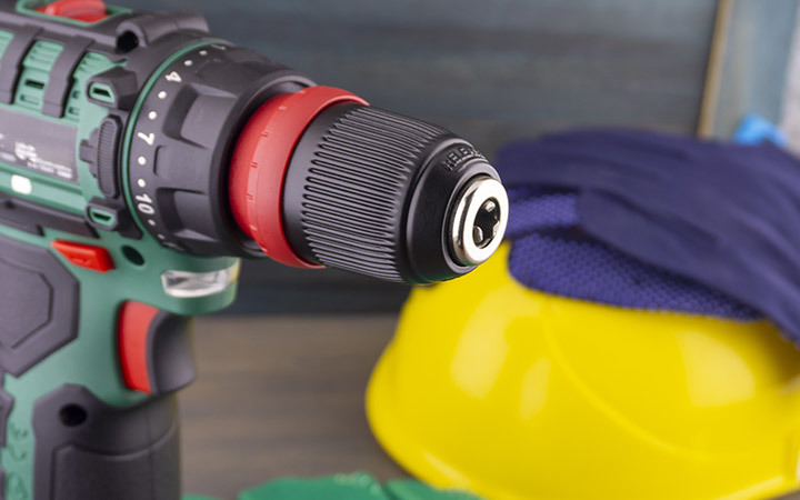 What are the classifications of electric drills and the differences between them?