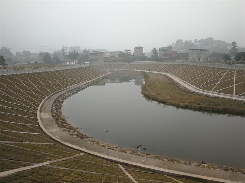 永川區(qū)大陸溪石包溝至老鷹窩河段（無間段）綜合治理工程得到當(dāng)?shù)卣腿罕姼叨荣潛P(yáng)