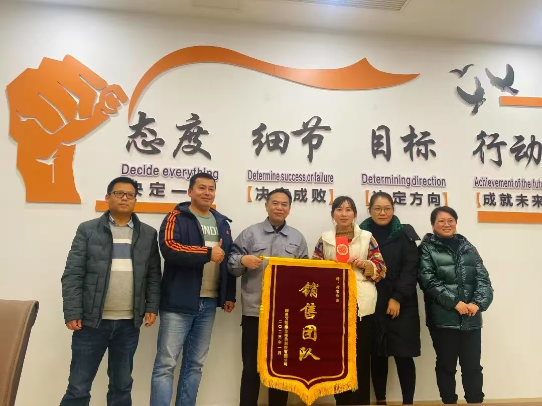 星光不问赶路人，岁月不负有心人