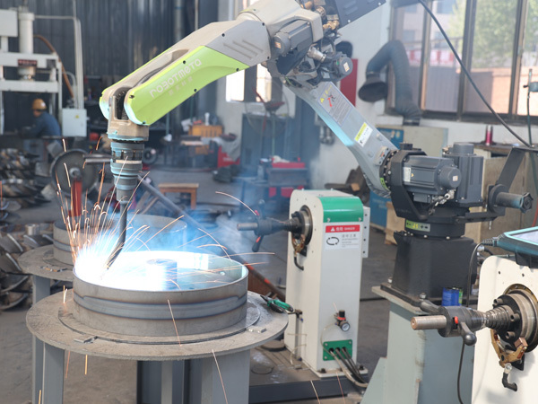 Automatic welding robot Automatic welding robot