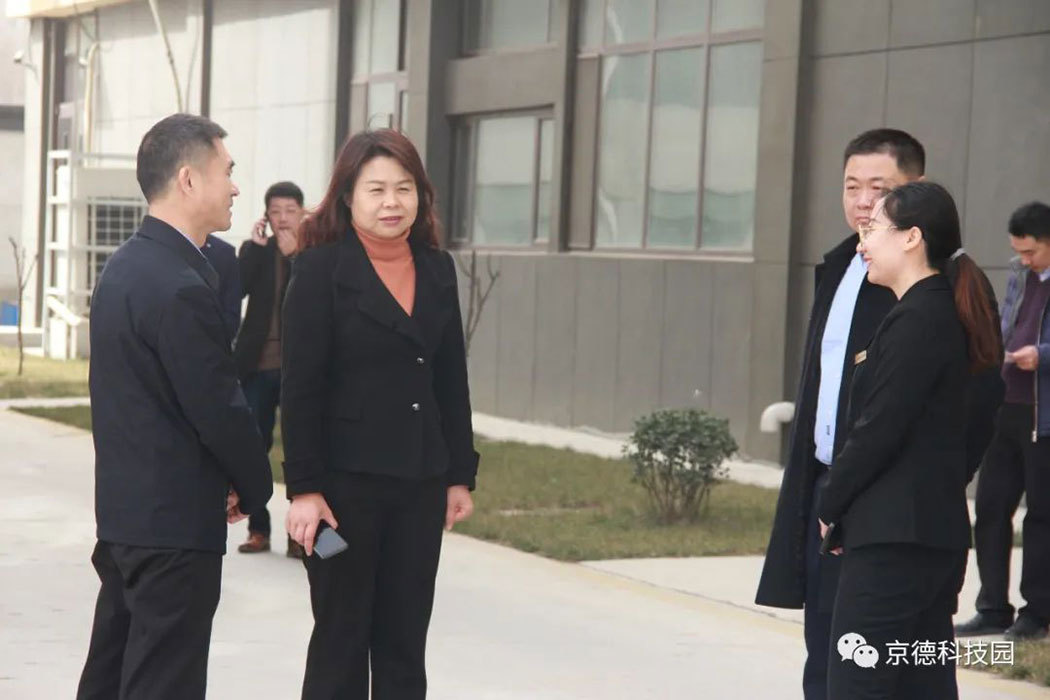 隨后，市委領導一行實地參觀考察了京德智造產業園項目建設及入園企業生產情況