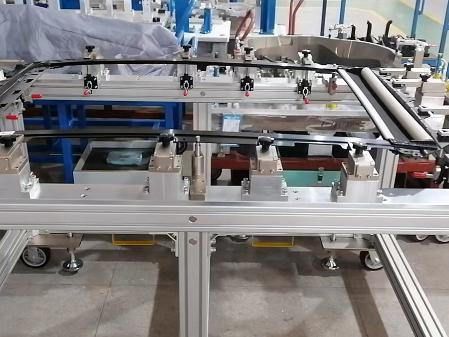 Roof Measuring Bracket