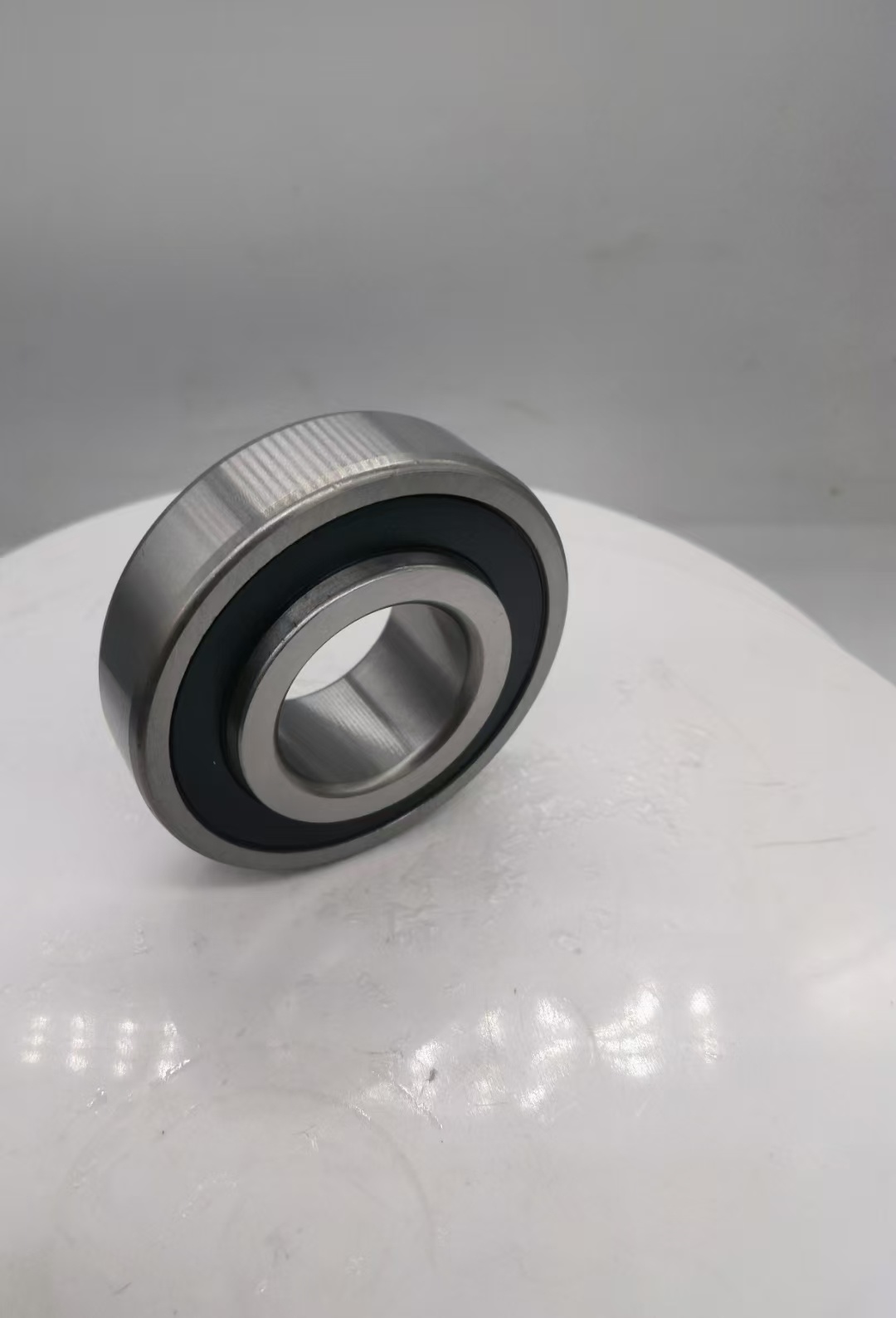 PW30670025/17CS DAC30670025/17 04421-13040 Wheel bearing