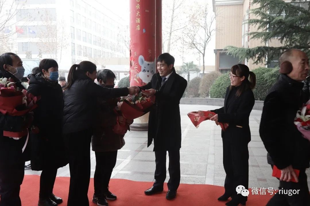 同舟共济