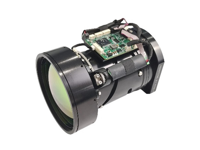 MWIR Zoom Lens (straight)