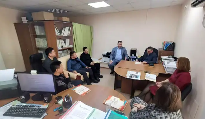 Посещения клиентов Посещения клиентов