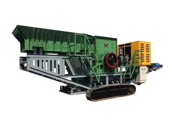 Crawler-type mobile crushing station