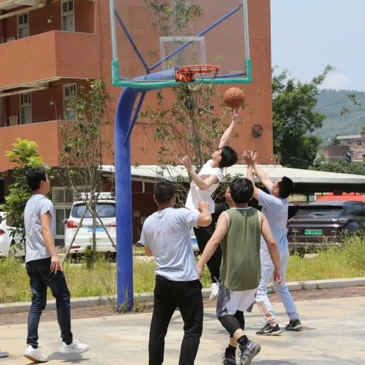 MEGE5月月刊?|?青春運動季，“新我計劃”熱血開場