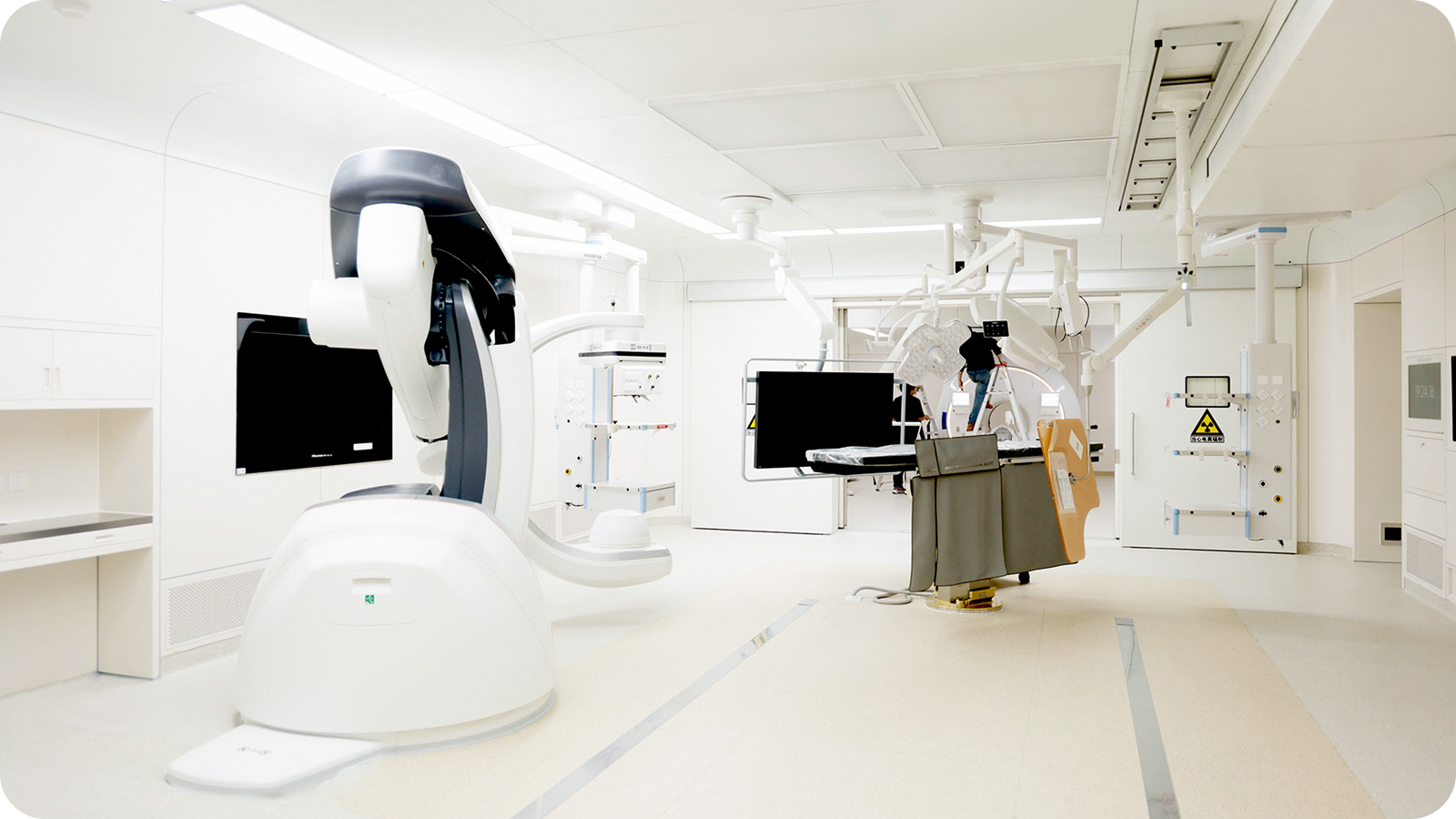 【醫(yī)療專項】 華康醫(yī)療助力建設(shè)青島首間MRI+DSA+CT三聯(lián)復(fù)合手術(shù)室