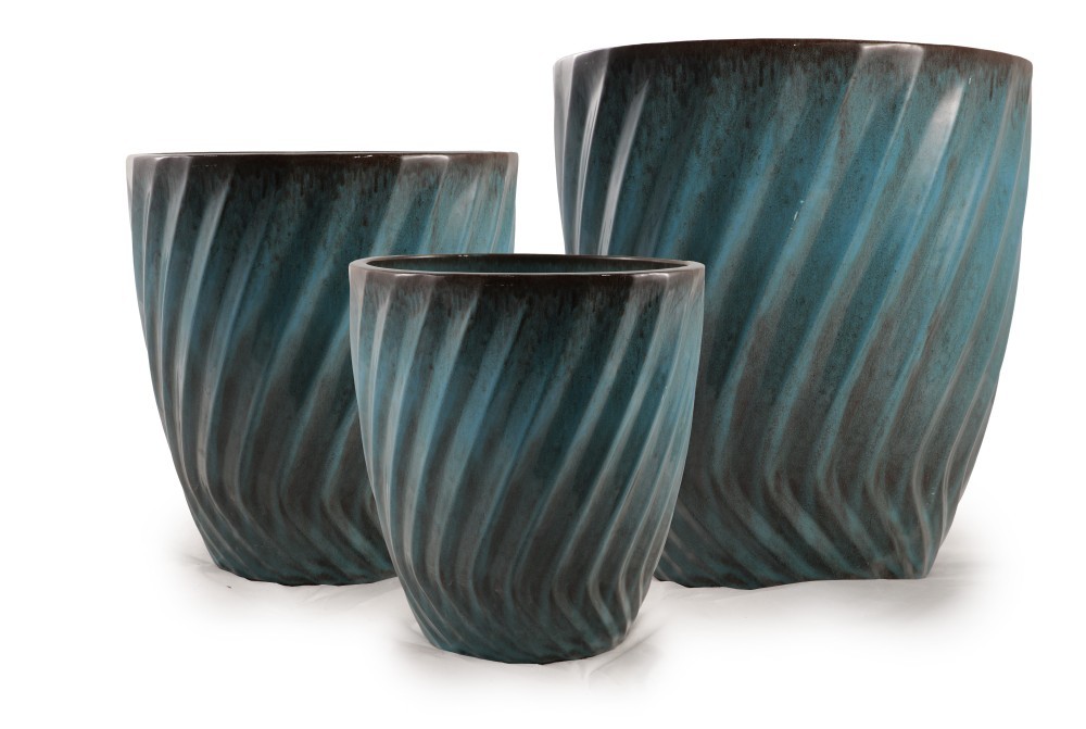 The Benefits of Choosing Reusable Cement Flower Pots for Sustainable Gardening