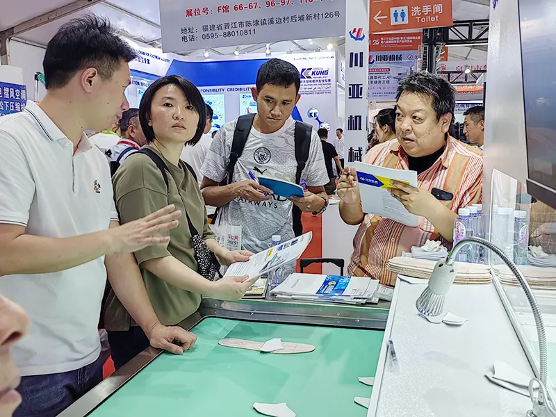 The 25th Shoes Expo Kaweah Exhibition Photos