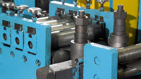 High frequency welded pipe
