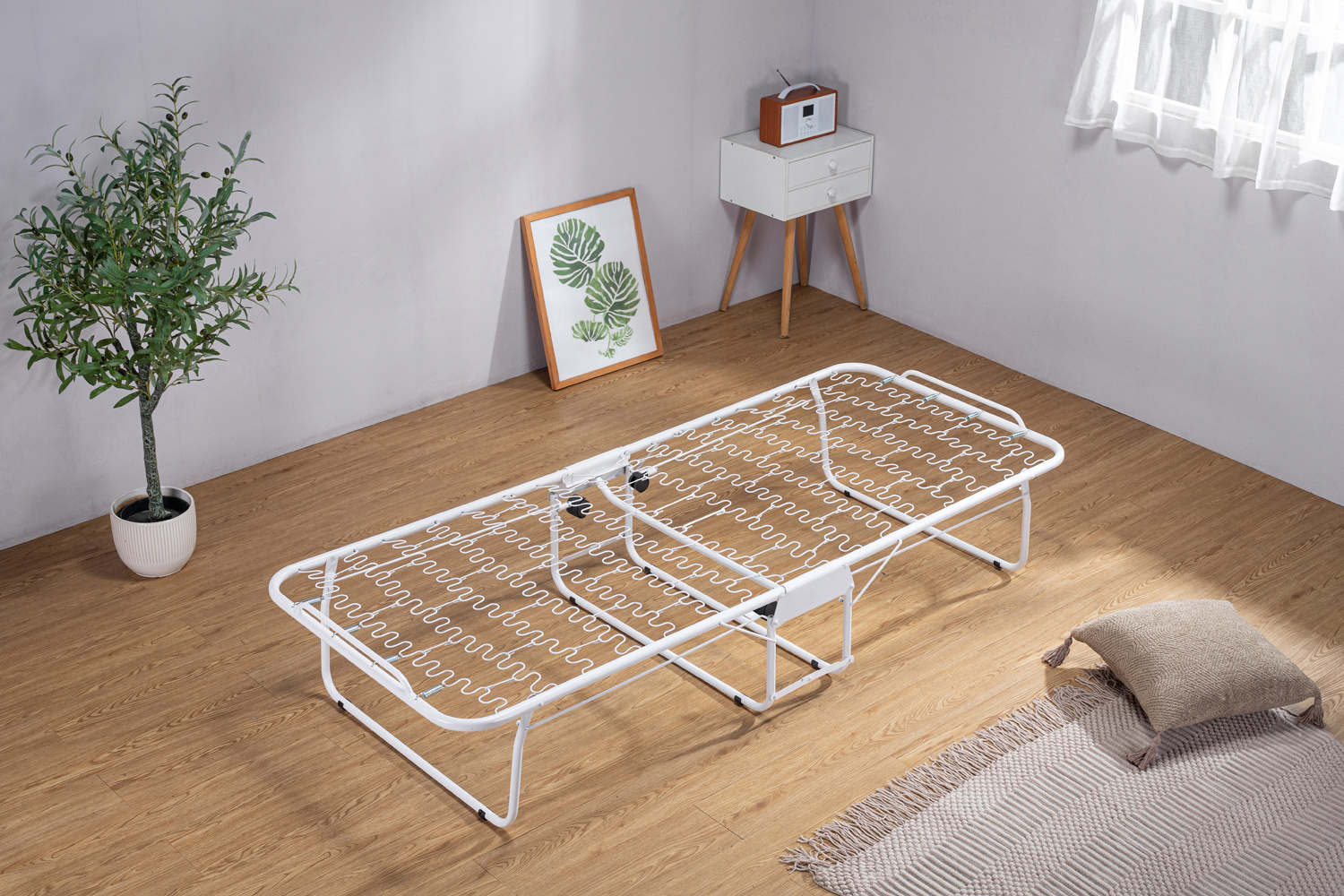 Iron bed