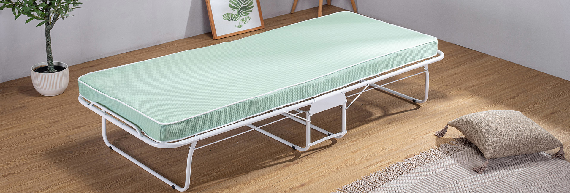 Easy folding bed, savior of small space!