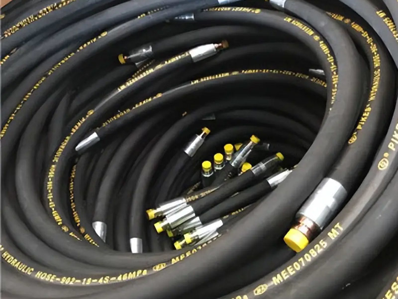 What are the classifications of high-pressure rubber hoses?