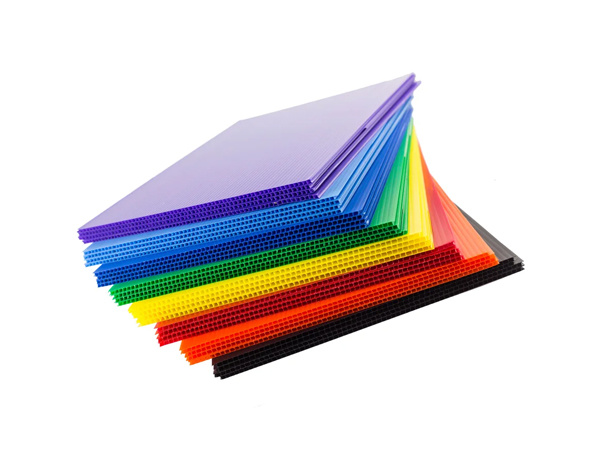 What are the advantages and disadvantages of acrylic boards and endurance boards?