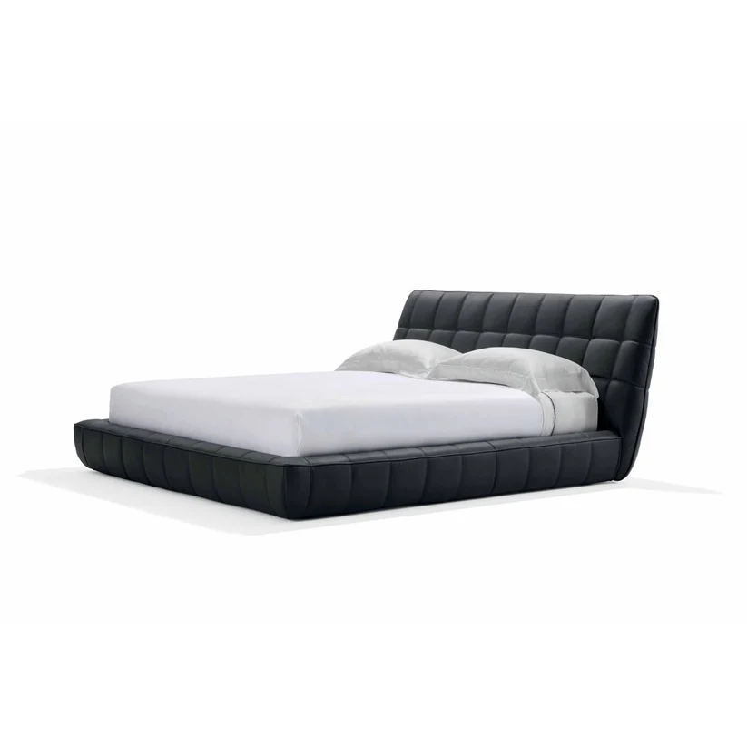 versace-home-la-medusa-bed.webp