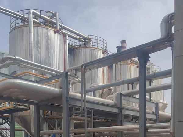 Asphalt storage tank pipeline system