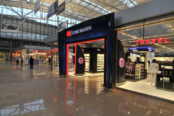 Isola Red--Germany Hamburg Airport-9.jpg