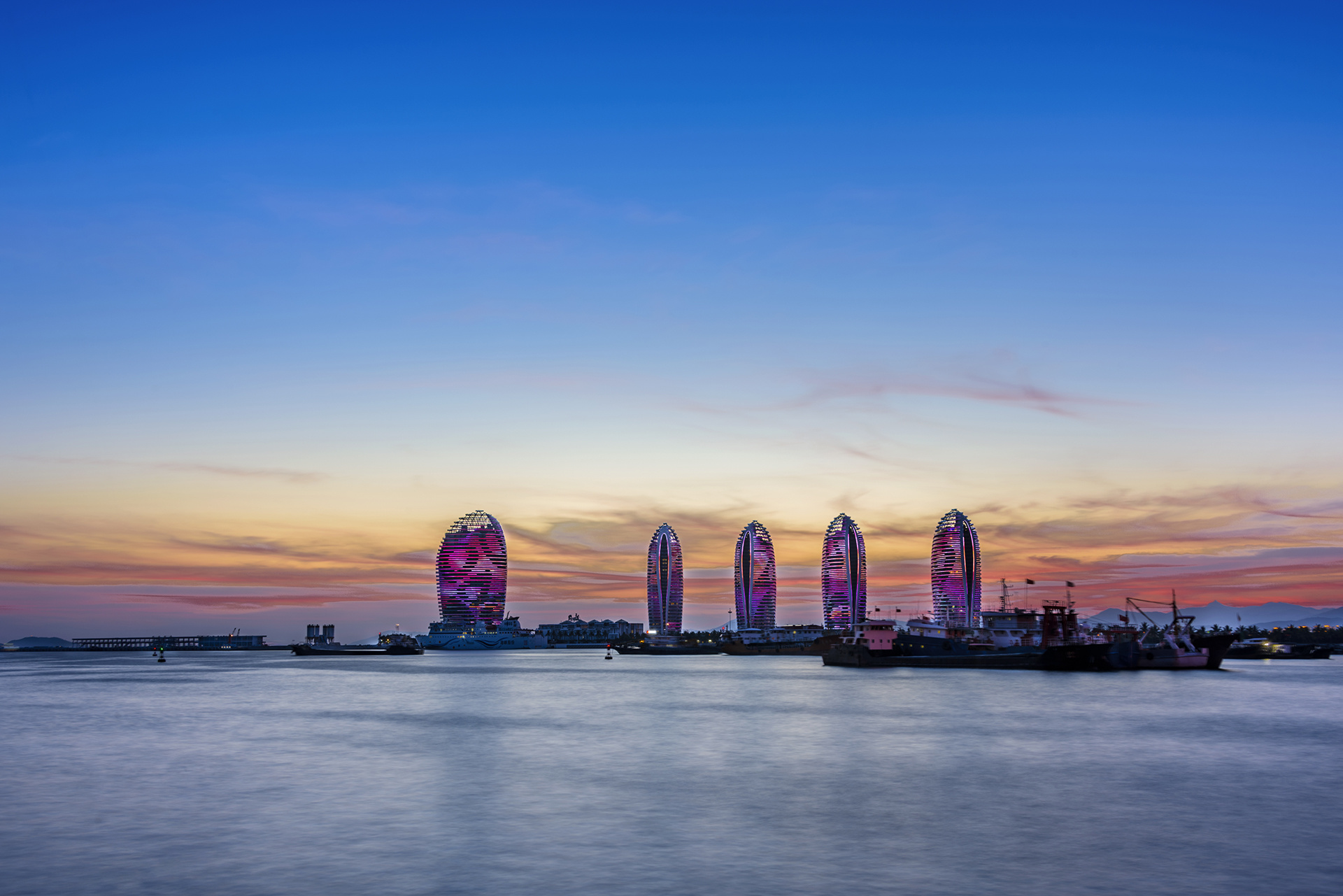 海南三亚凤凰岛度假酒店-Phoenix Island Resort Sanya398887726107983885.jpg