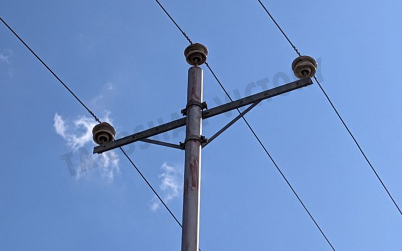 MOZAMBIQUE / Pole Metal Fitting