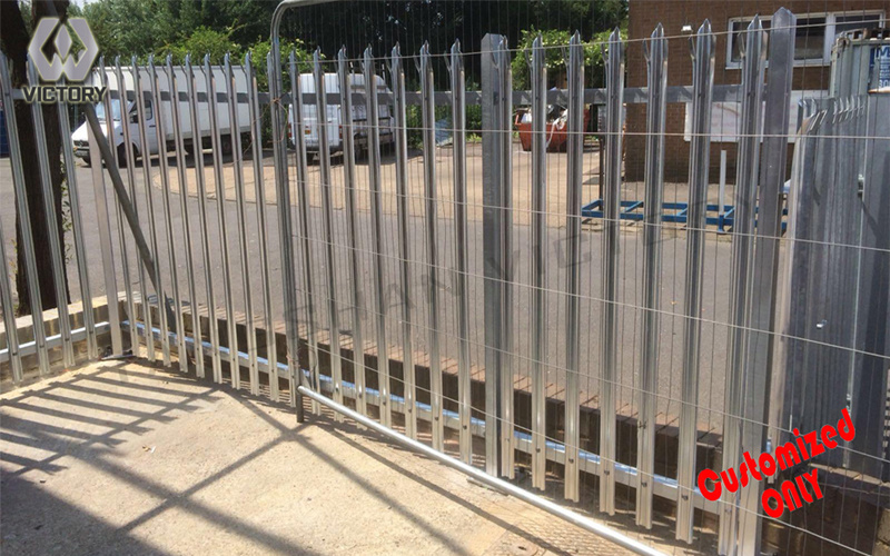 AUSTRALIA / Palisade Fence Items