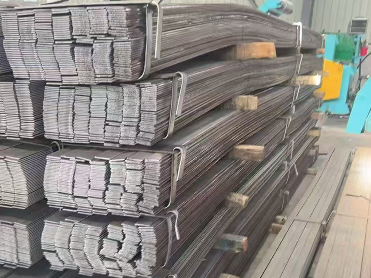 Flat steel