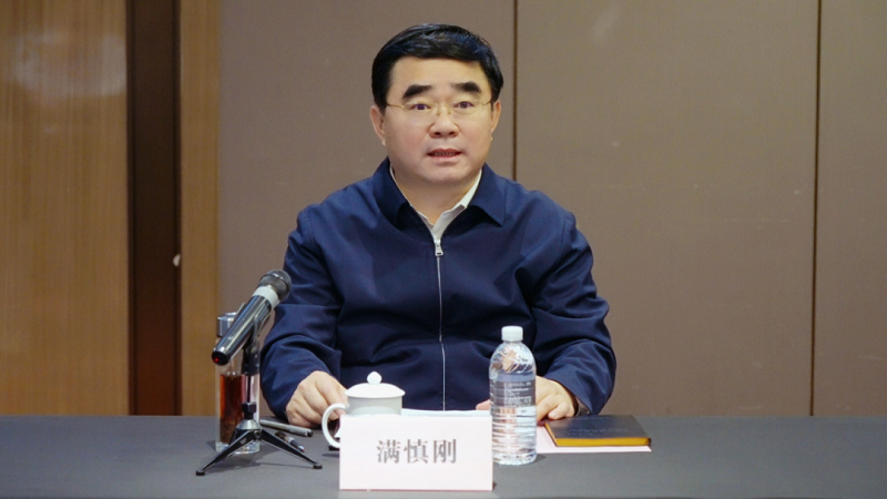 không vào được v9bet