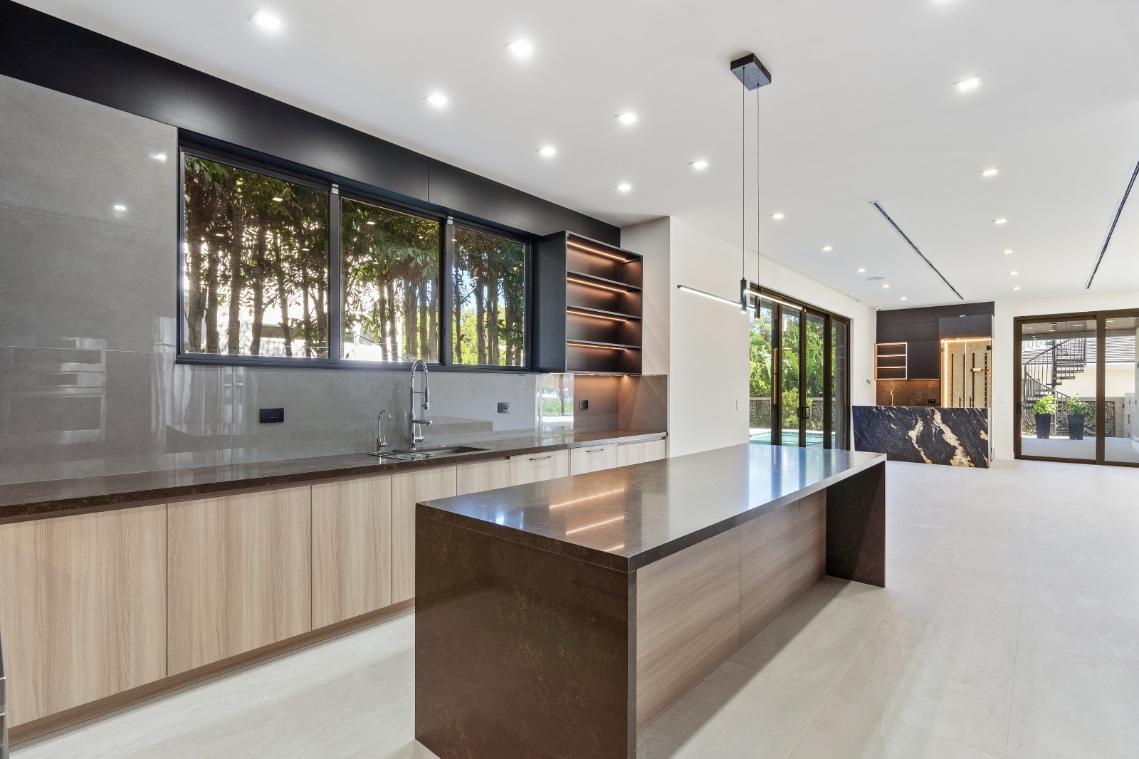 "Exclusive High-End Customization for Full-House Projects in Aruba, South America" "Exclusive High-End Customization for Full-House Projects in Aruba, South America"
