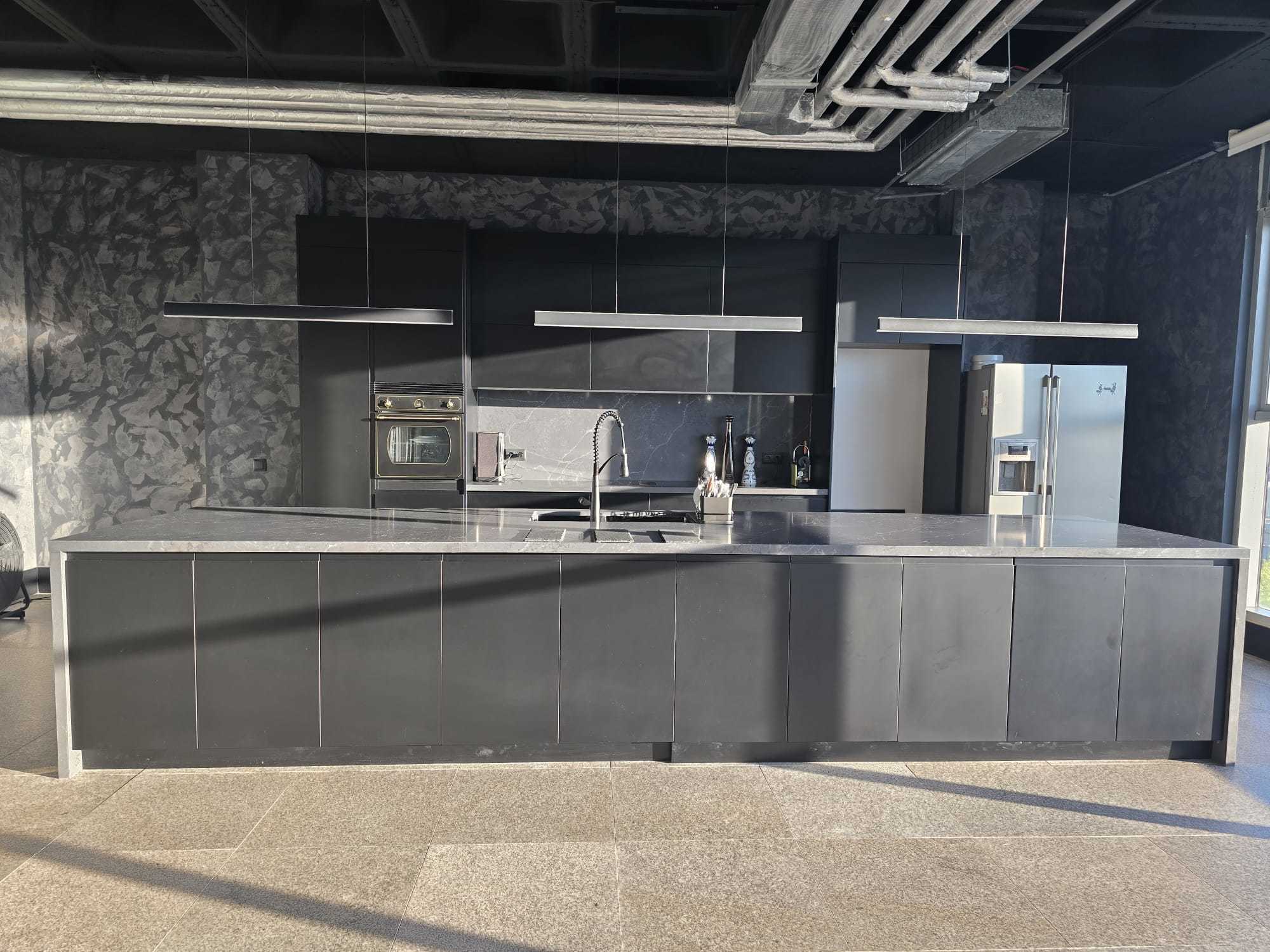 Customized cabinets for Spanish customers Customized cabinets for Spanish customers