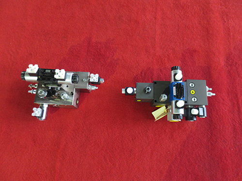 Three-cylinder CNC press brake