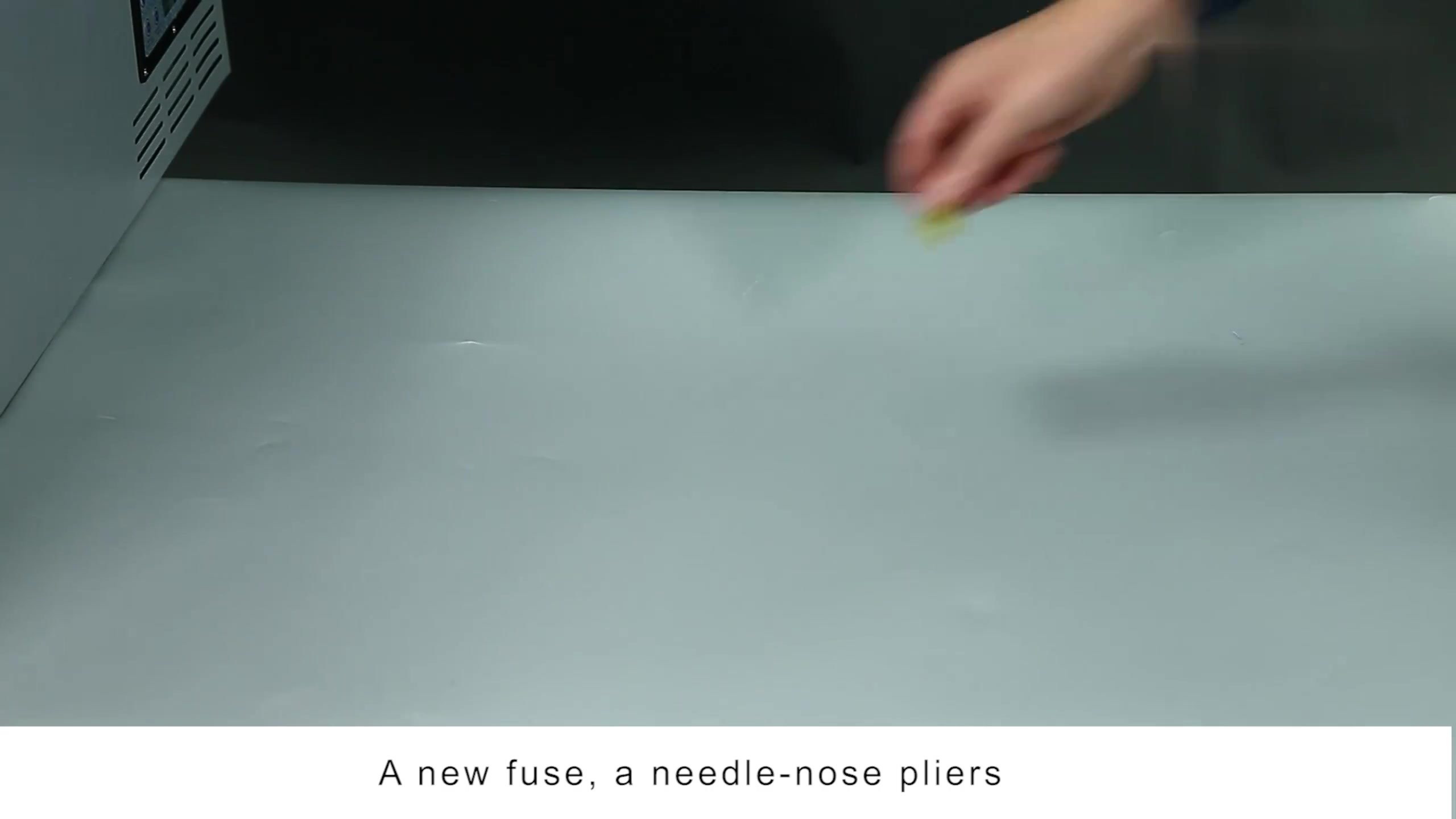 Fuse repair (single door).mp4 Fuse repair (single door).mp4