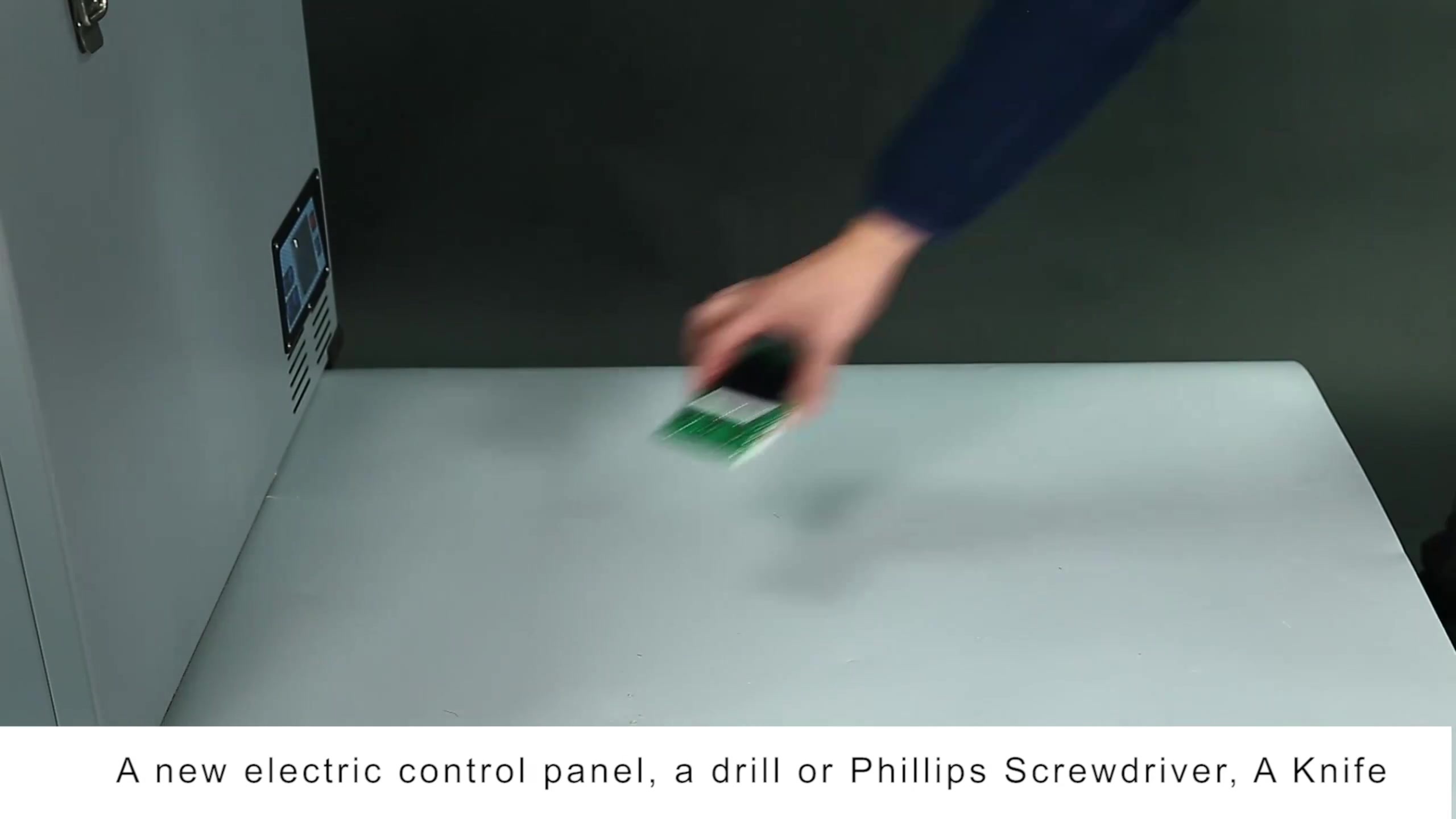 Electric control board maintenance (single door)(1).mp4 Electric control board maintenance (single door)(1).mp4
