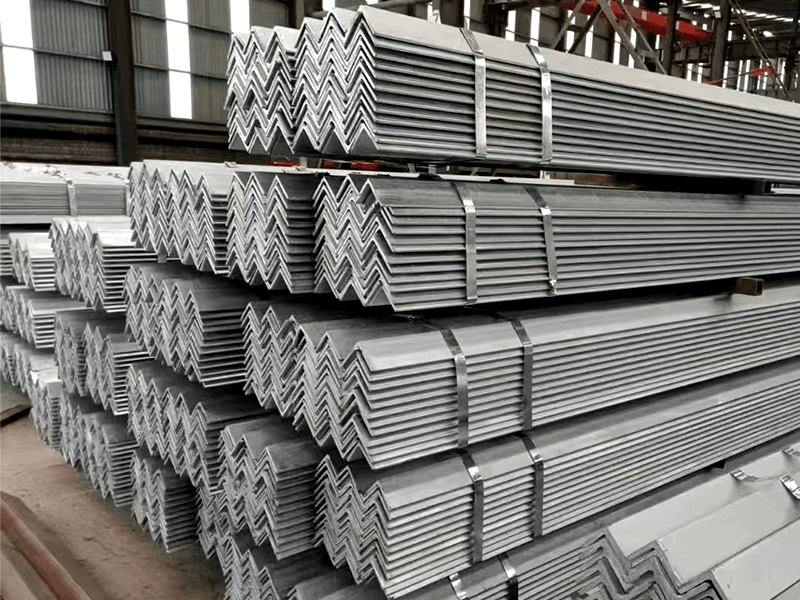 Galvanized angle bar