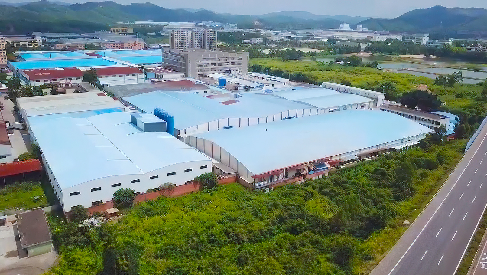 视频标题 视频标题