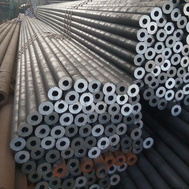 Steel pipe connection method