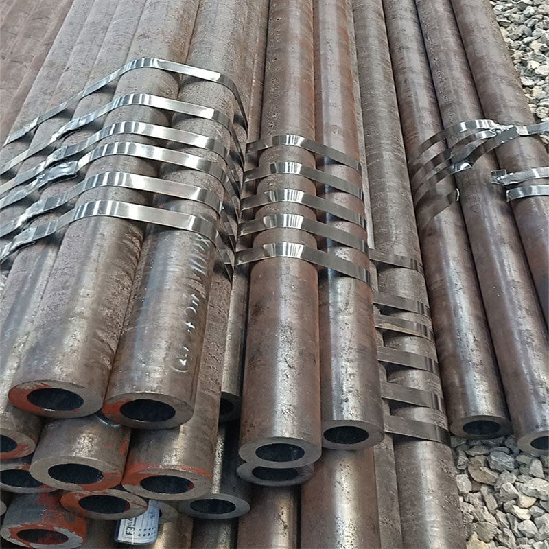 Hot Rolled Seamless Steel Pipe