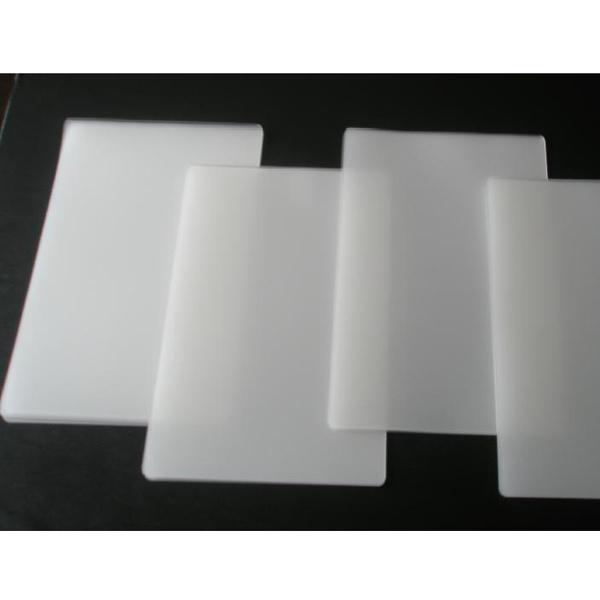 Laminating film